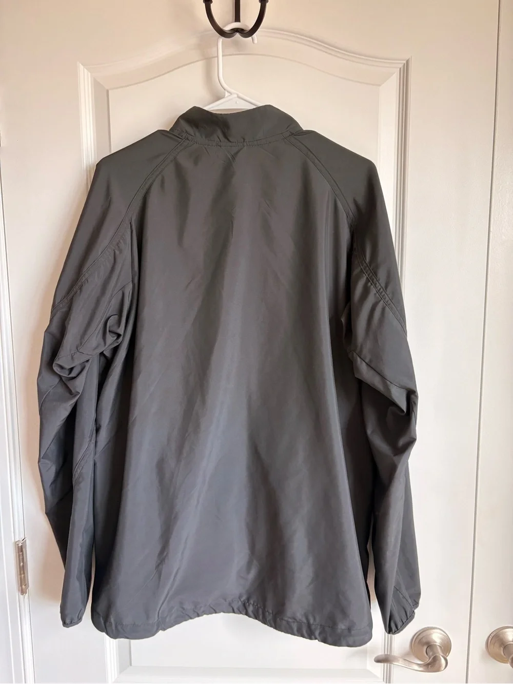 Nike Running Men's Charcoal Gray Full-Zip Performance Jacket